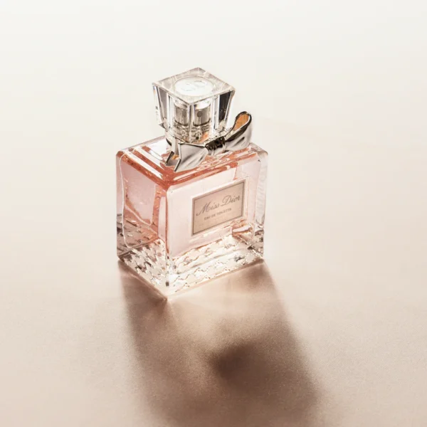 Eau de Parfum — Amber Bloom 50ml — Beauty & Personal Care at Peasley Store